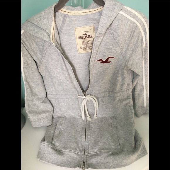 Hollister Women’s longer length HoodieSweat Jacket - Picture 2 of 8